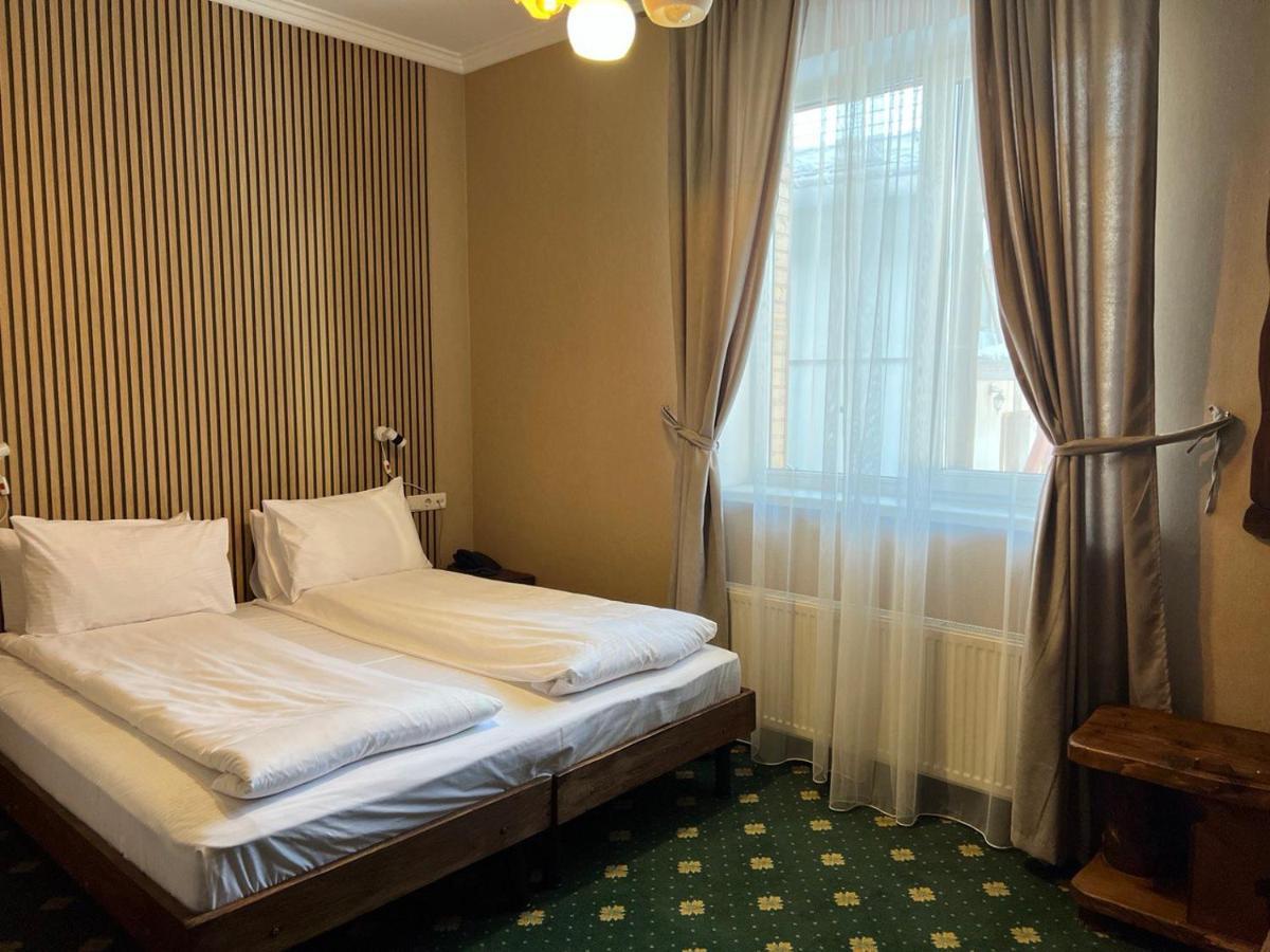 Silveroks Hotel Bukovel Ngoại thất bức ảnh